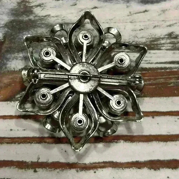 Vintage brooch with faux diamond gemstones - Picture 3 of 5